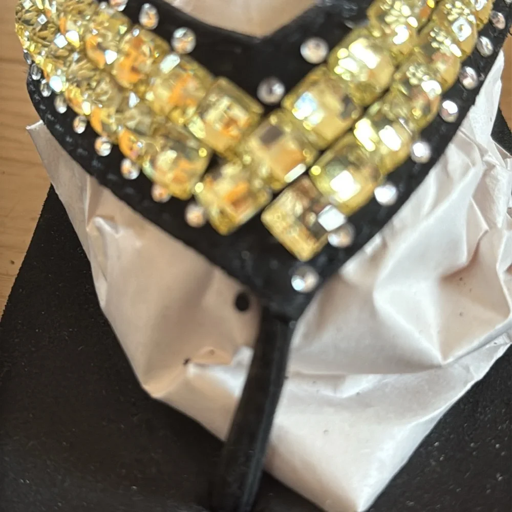 YELLOW BOX WOMEN YELLOW EMBELLISHED BEADING MEDIUM HEEL ROUND TOE SIZE 8.5 WEDGE - Picture 4 of 13